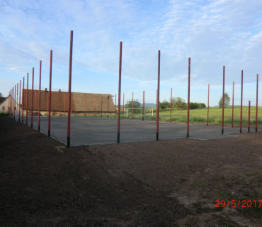 Víceúčelové hřiště 15 x 32m Šonov
