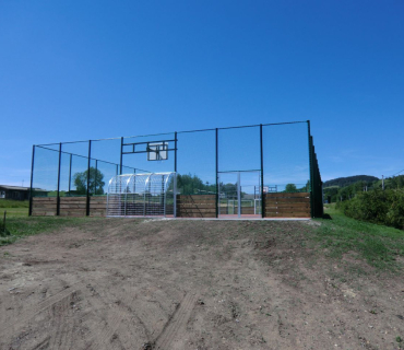 Víceúčelové hřiště 15 x 32m Šonov
