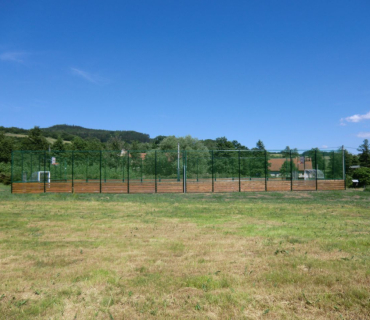 Víceúčelové hřiště 15 x 32m Šonov